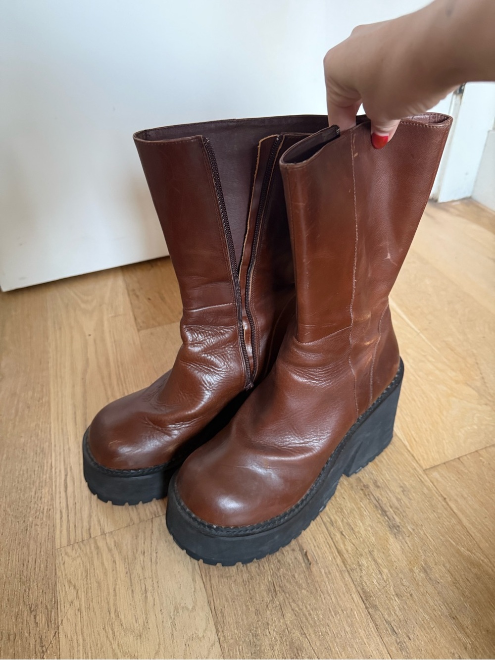 UNIF Parker Platform Boot - Brown
